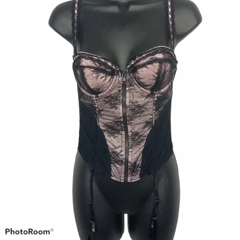 Jezebel Usa Pink & Black Zip Closure Corset